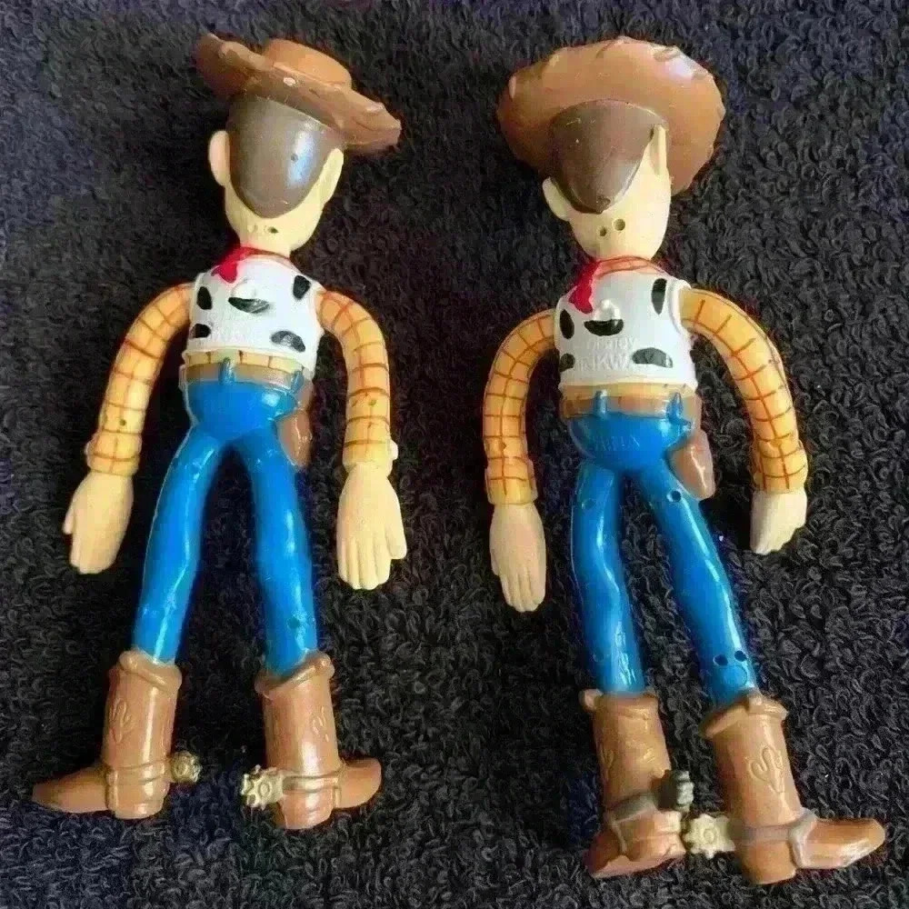 Vintage Disney Pixar Toy Story Sheriff Woody Bendable Figurines - Picture 3 of 3